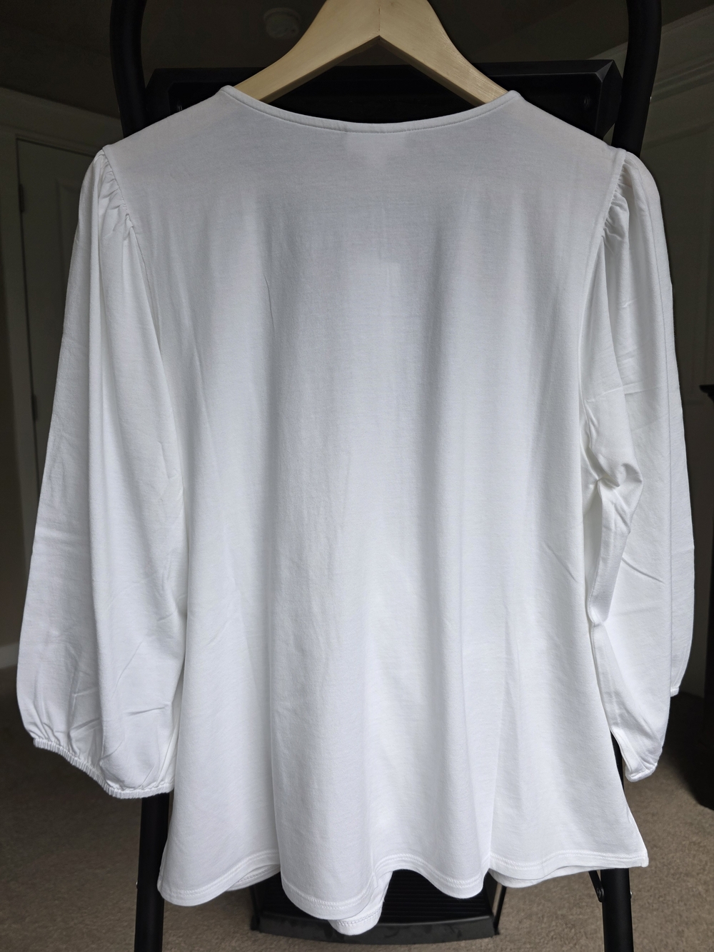 NWT J.Jill Cotton Blend Wrap V Neck Top White XL - Picture 4 of 8
